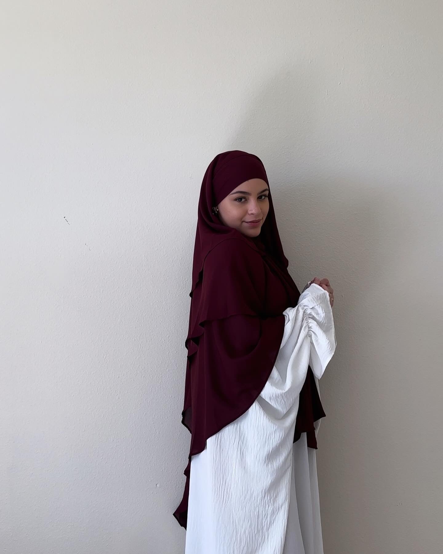 Red Velvet Khimar