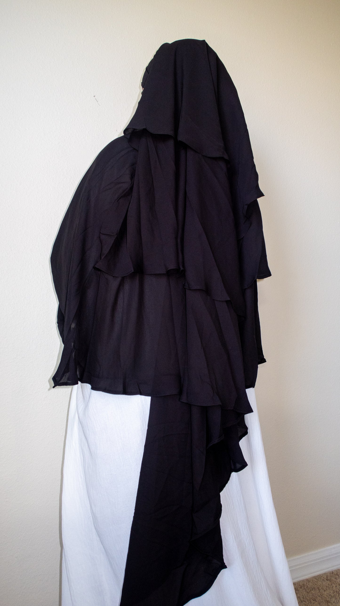 Black Swan Khimar