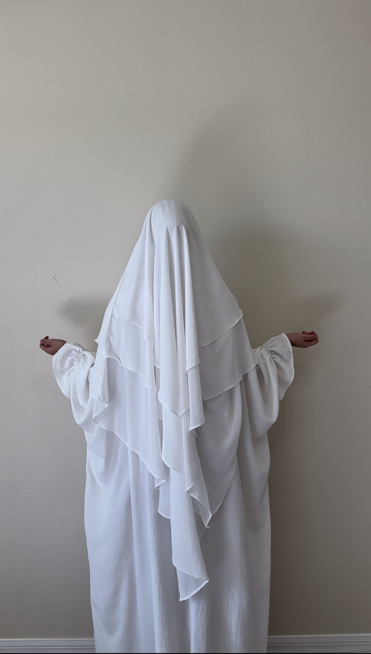 Pearl Khimar