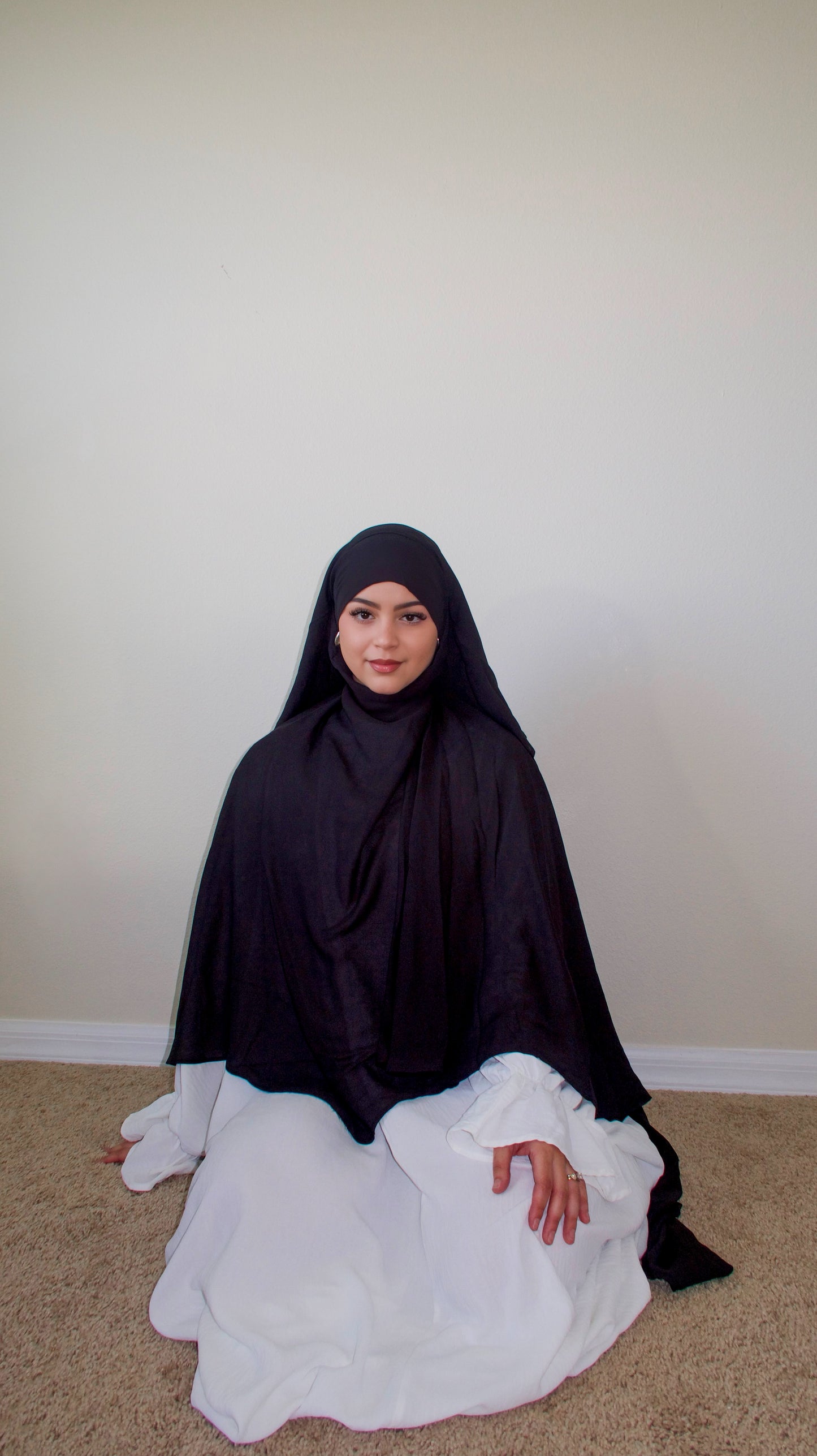 Black Swan Khimar